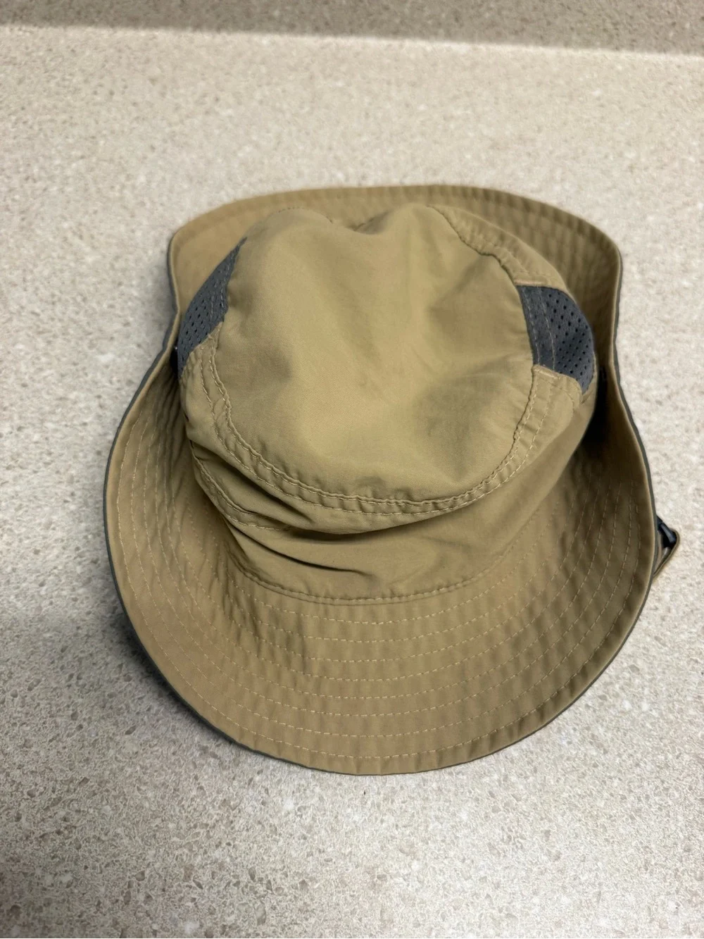 REI Tan Bucket Hat - Outdoor Sun Hat Boys Size 4Y-7Y Like New